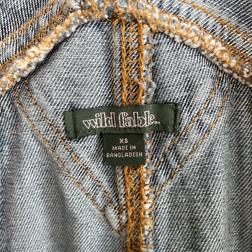 WILD FABLE Overall Shorts - Cute Distressed - Relaxed fit/ Y2K Retro - Picture 8 of 9